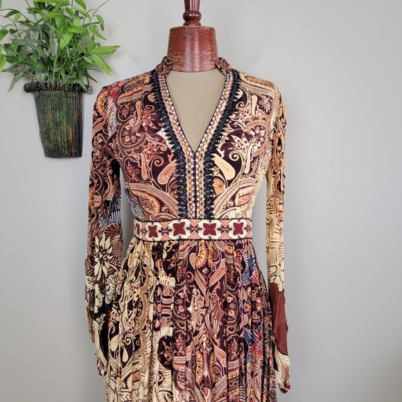 NEW Anthropologie Bhanuni by Jyoti Abstract Print Boho Sequin V Neck Dress 2 - Picture 8 of 16